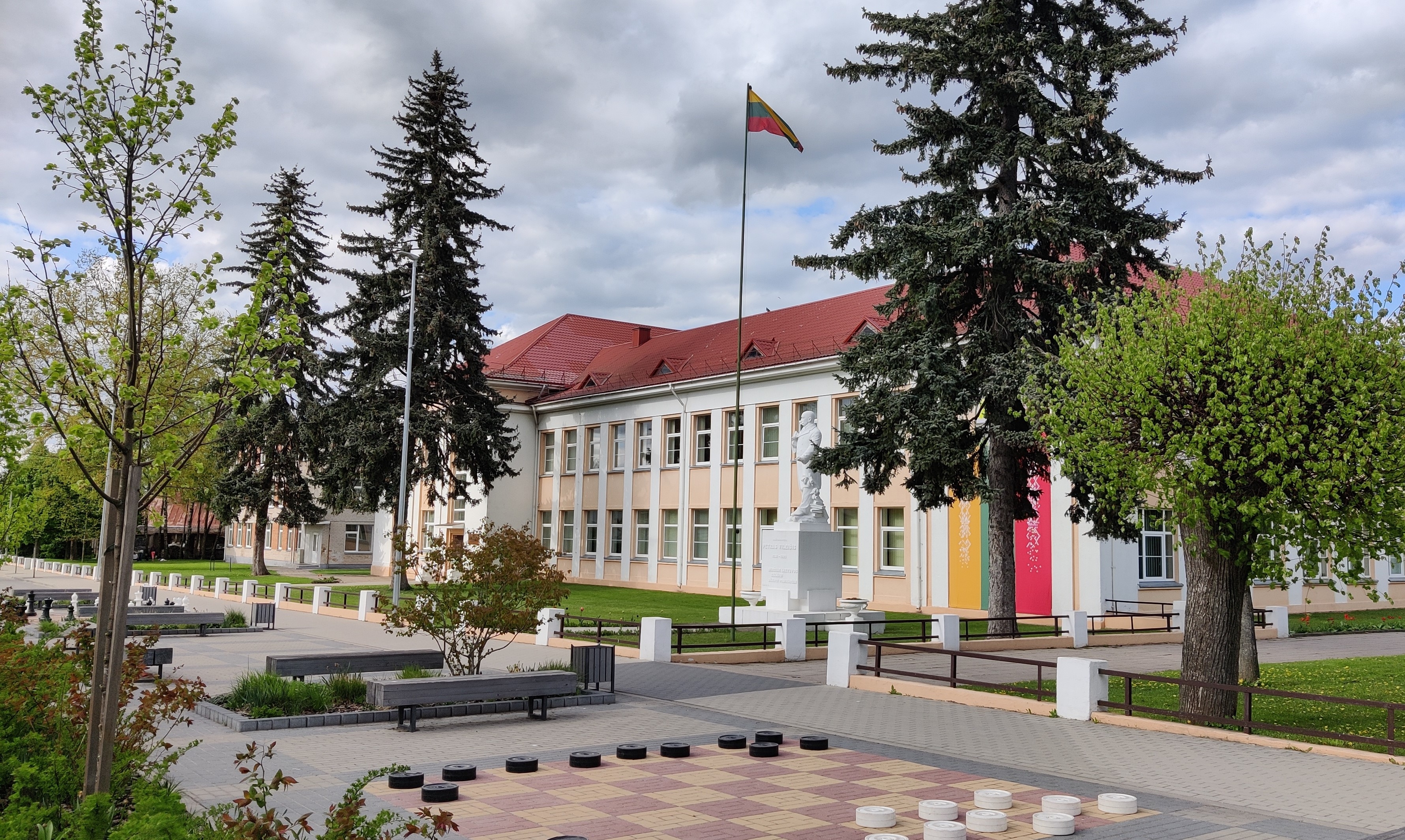 Pasvalio gimnazija