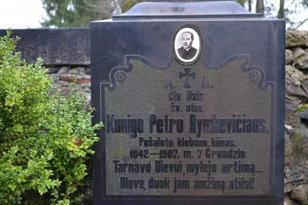 Petro Rimkevičiaus kapas Pušalote