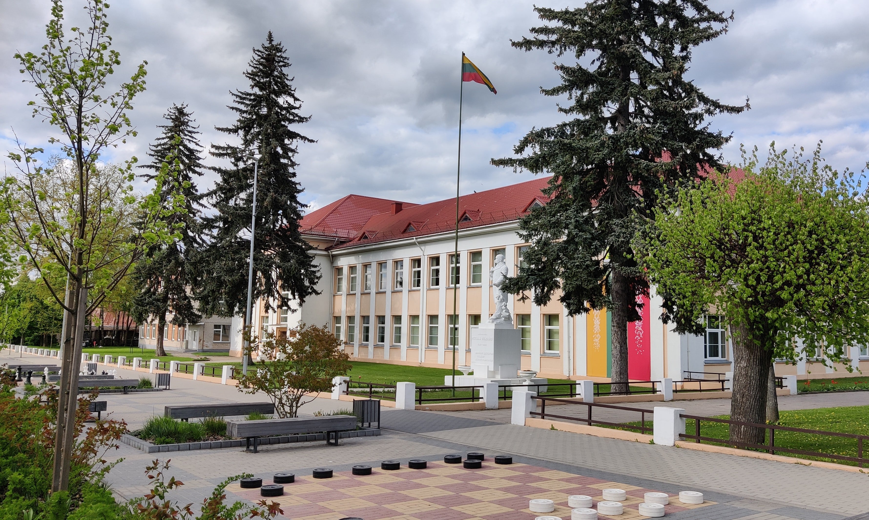 Pasvalio gimnazija