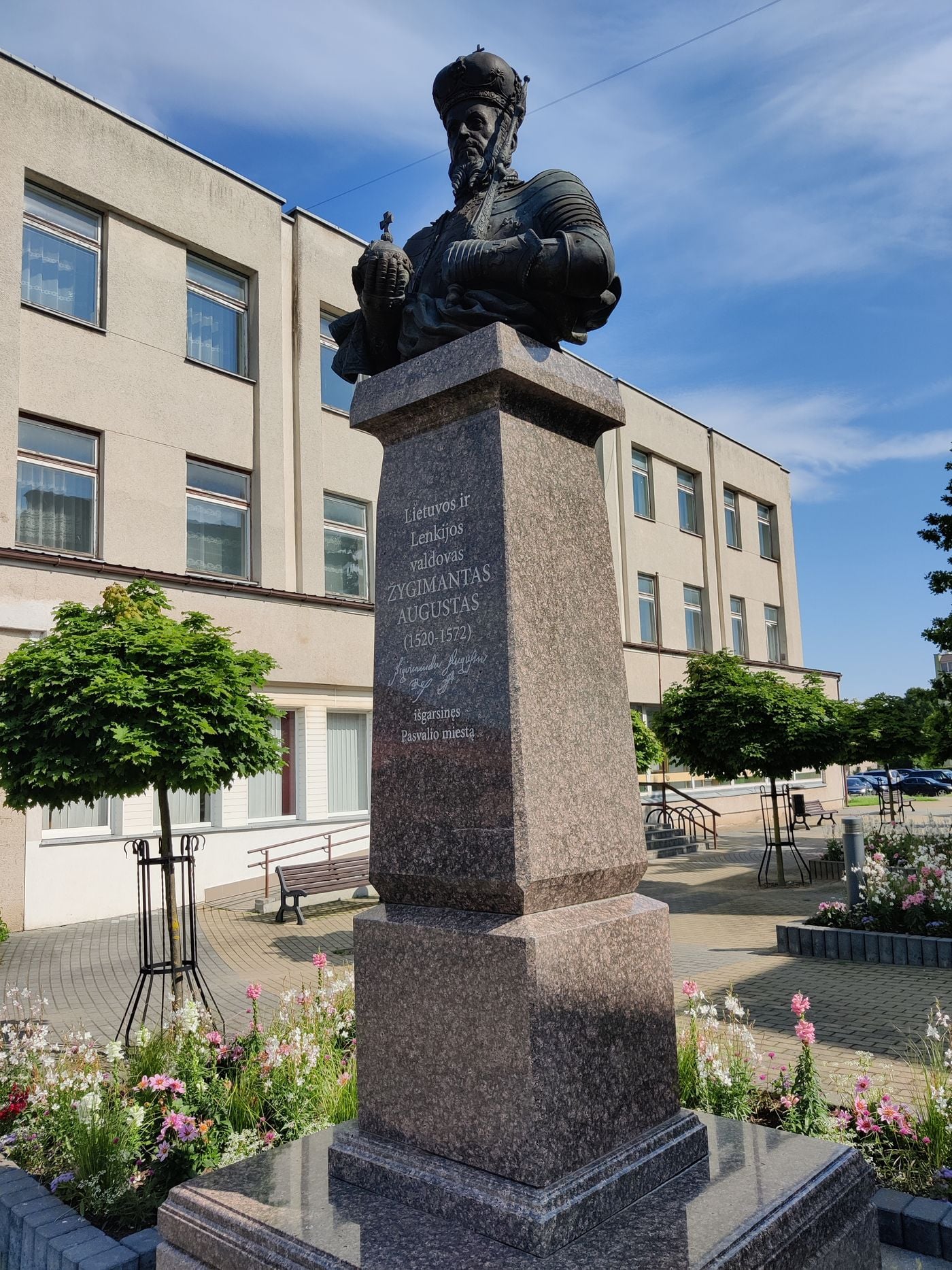 Paminklas Pasvalyje
