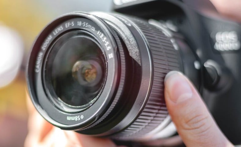 Fotografuoja